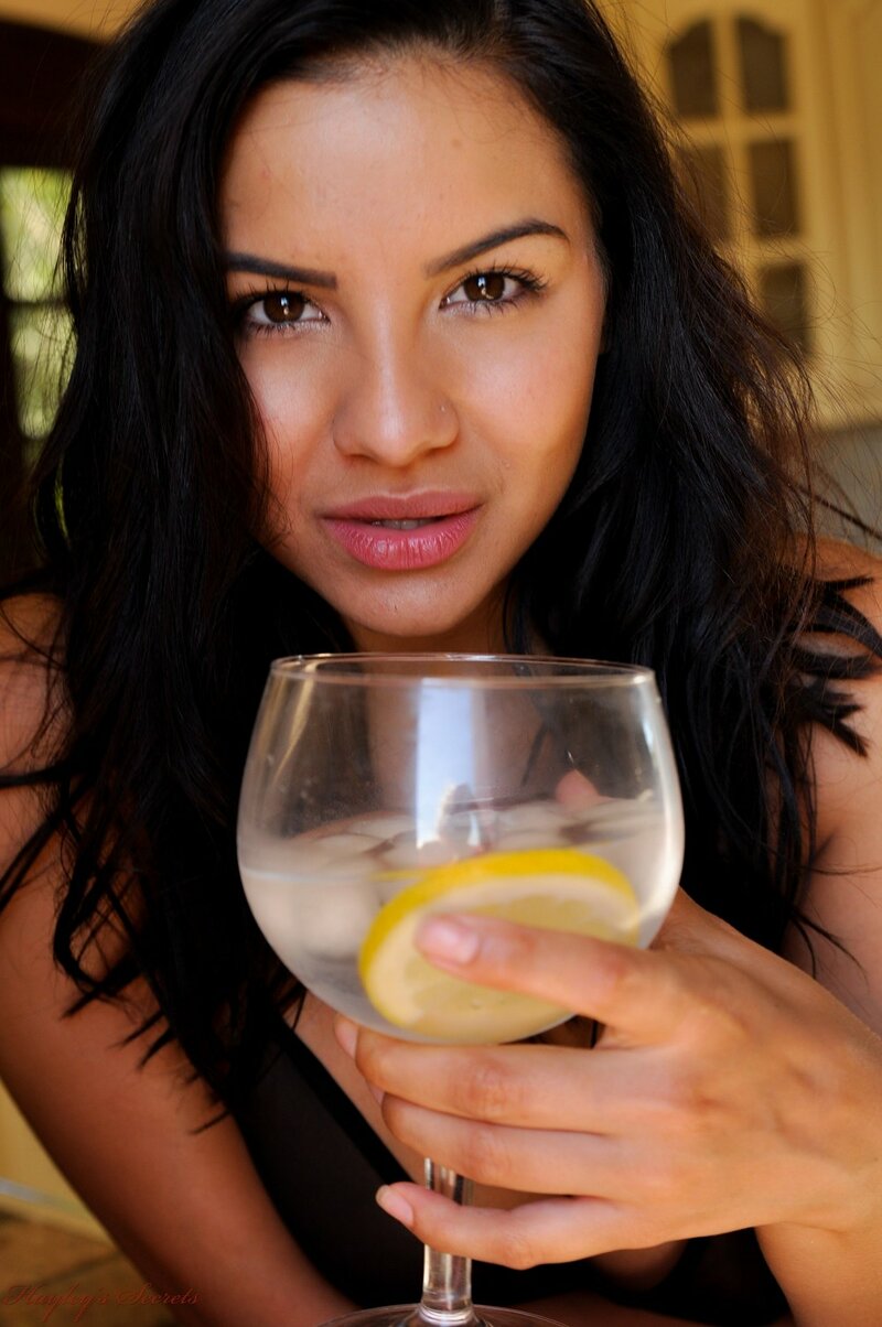 Тайя, 32 года, 0 размер груди